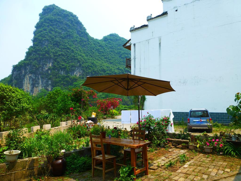 Yangshuo Moon Resort Hotel Guilin Dış mekan fotoğraf